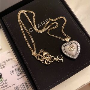 Chanel heart necklace